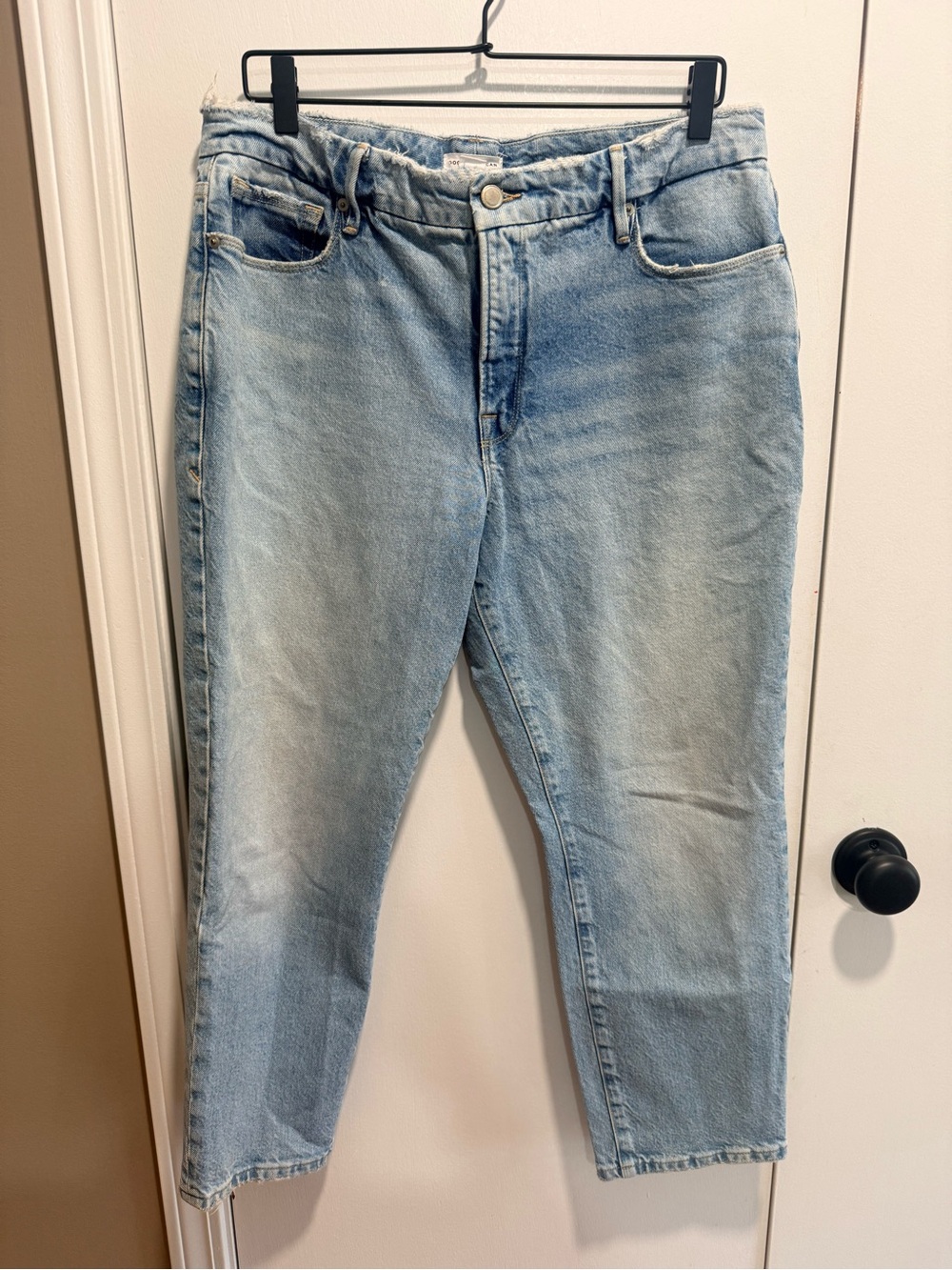 Light Wash Woman’s Jeans - Classic Straight Fit